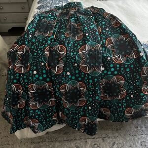 Francis and Benedict skirt size small